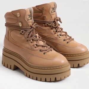Sam Edelman Tan Platform Lace-Up Hiker Boots